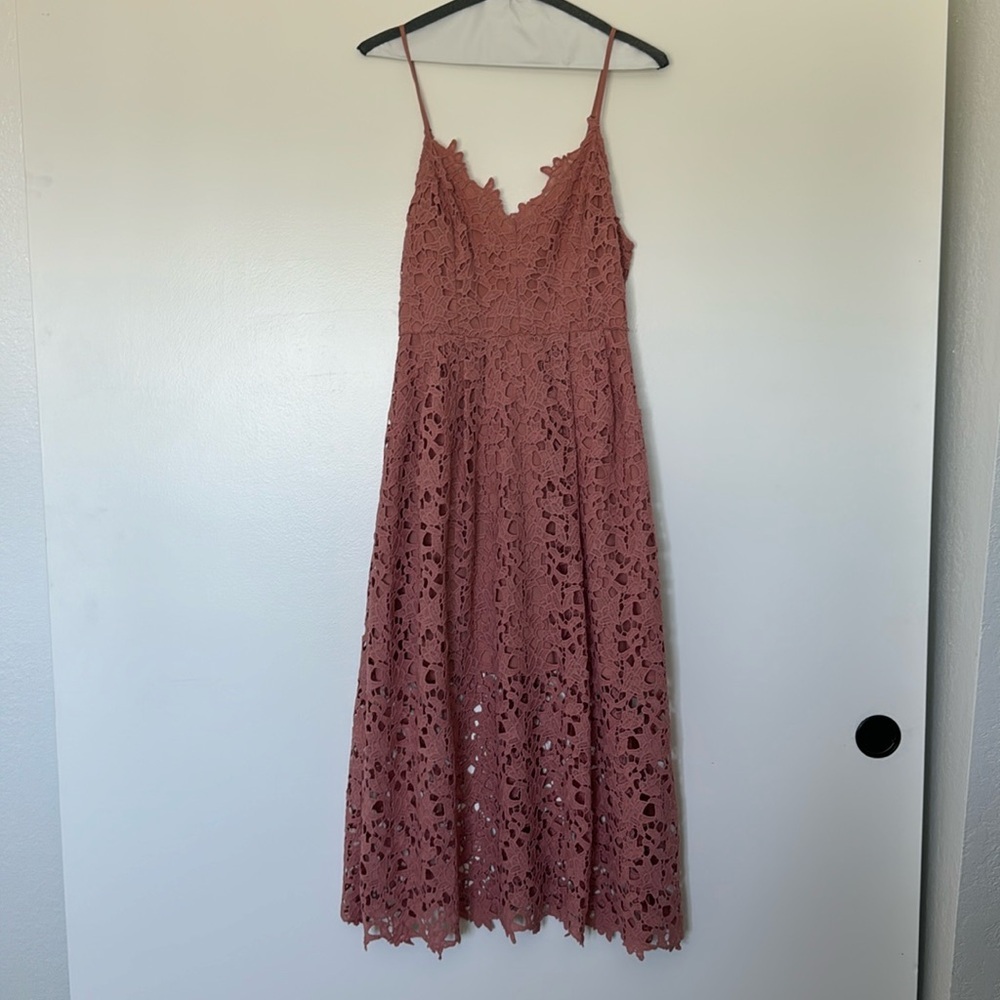 ASTR Blush Midi Dress - Picture 2 of 8